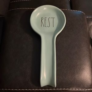 Rae dunn spoon rest